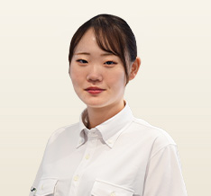 田村 榛花コーチ