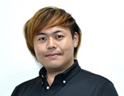 磯 佑太