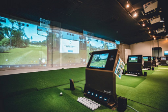 Premium Golf Studioレッスン風景